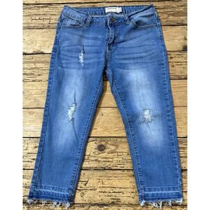 Encore Jeans Women’s Light Wash Distressed Denim Capris Size 5